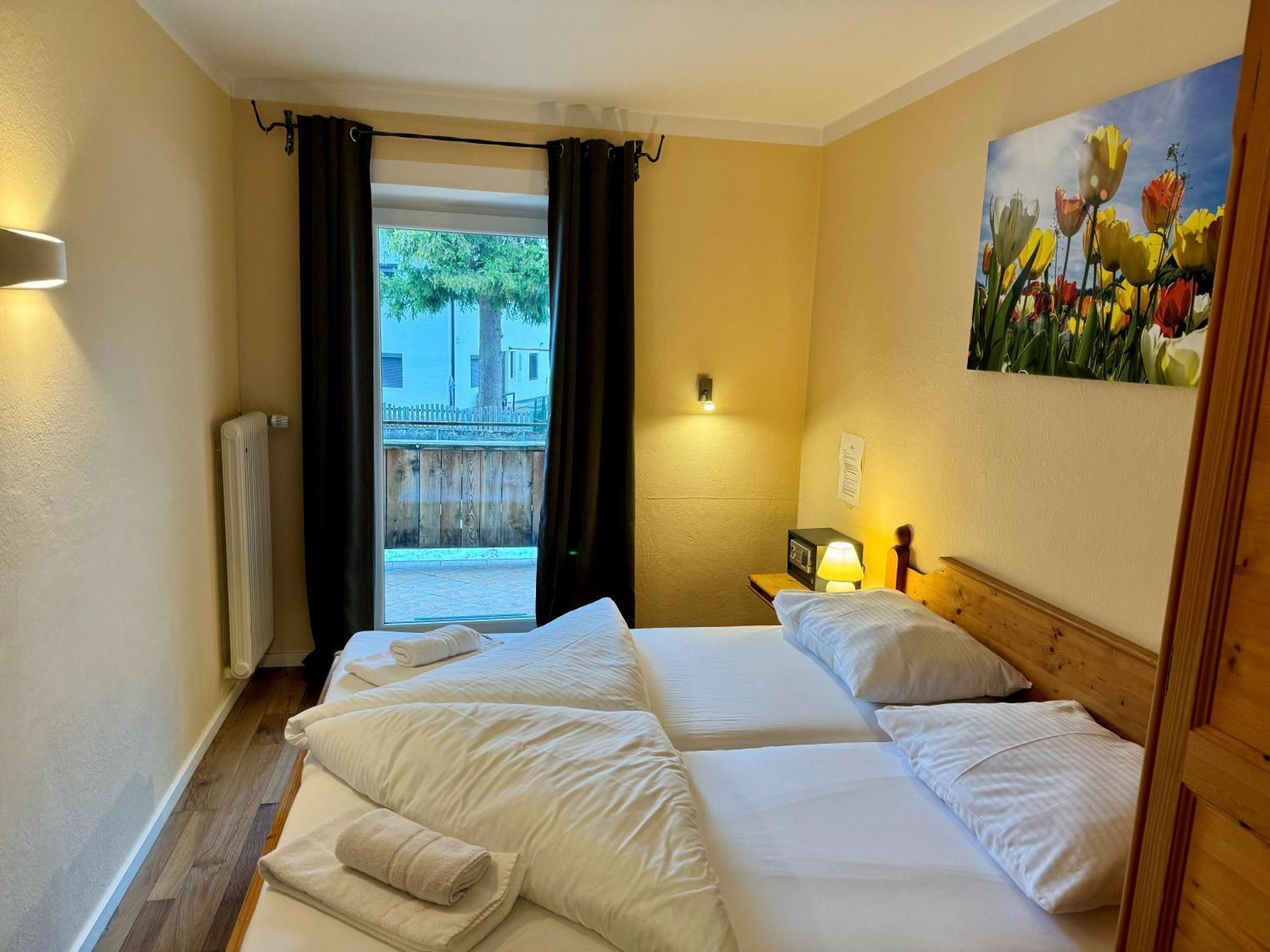 Alpenlodge, Ferienwohnung 2 Тирзе Экстерьер фото